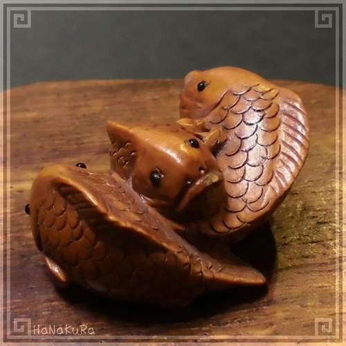 つげ 根付け 木彫り 彫刻 258 重双魚B | 木彫り根付け,つげ根付小-動物