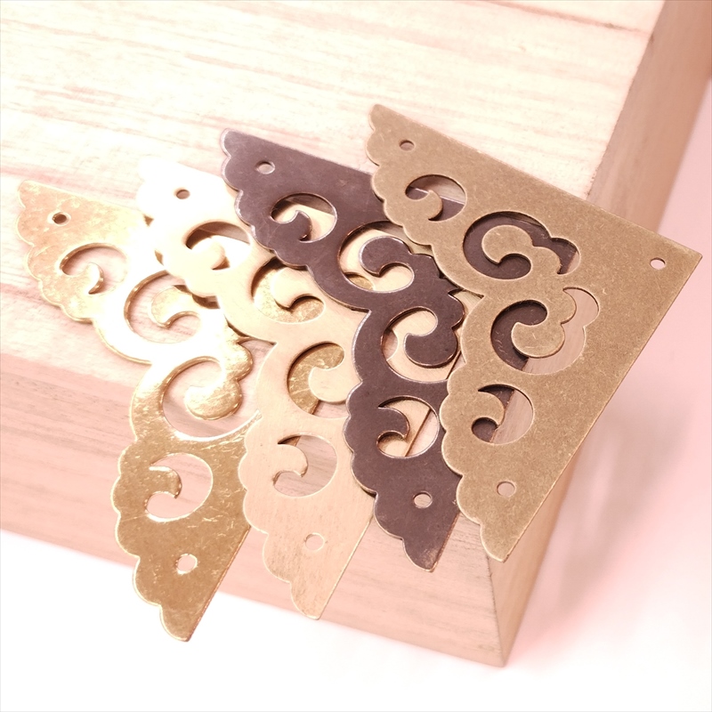 中華装飾金具 単面 三角飾り 055mm-1 金色/艶金色/黒色/銅色 1個 銅